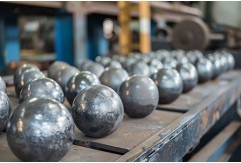 Elevate your grinding processes with forged steel balls and grin