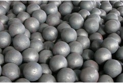 Selection of grinding media balls for ball mills